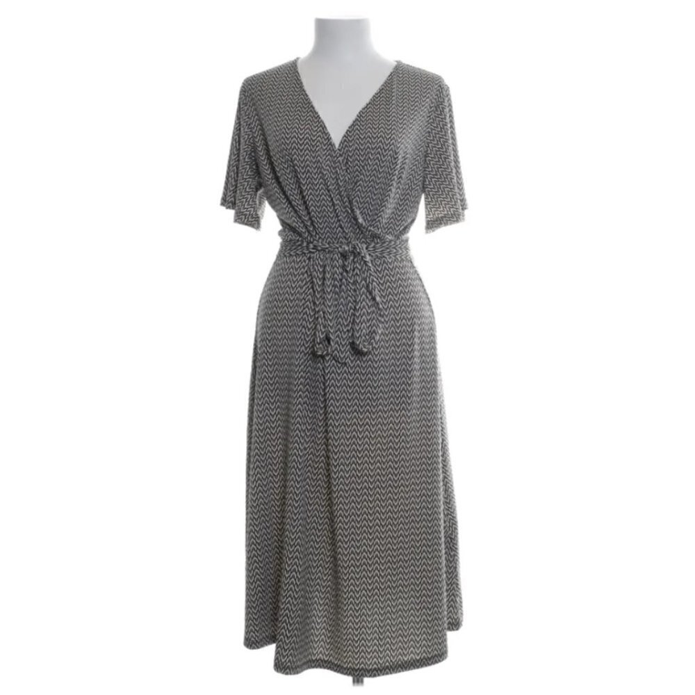 H&M Black & White V-Neck Wrap Midi Dress Size S